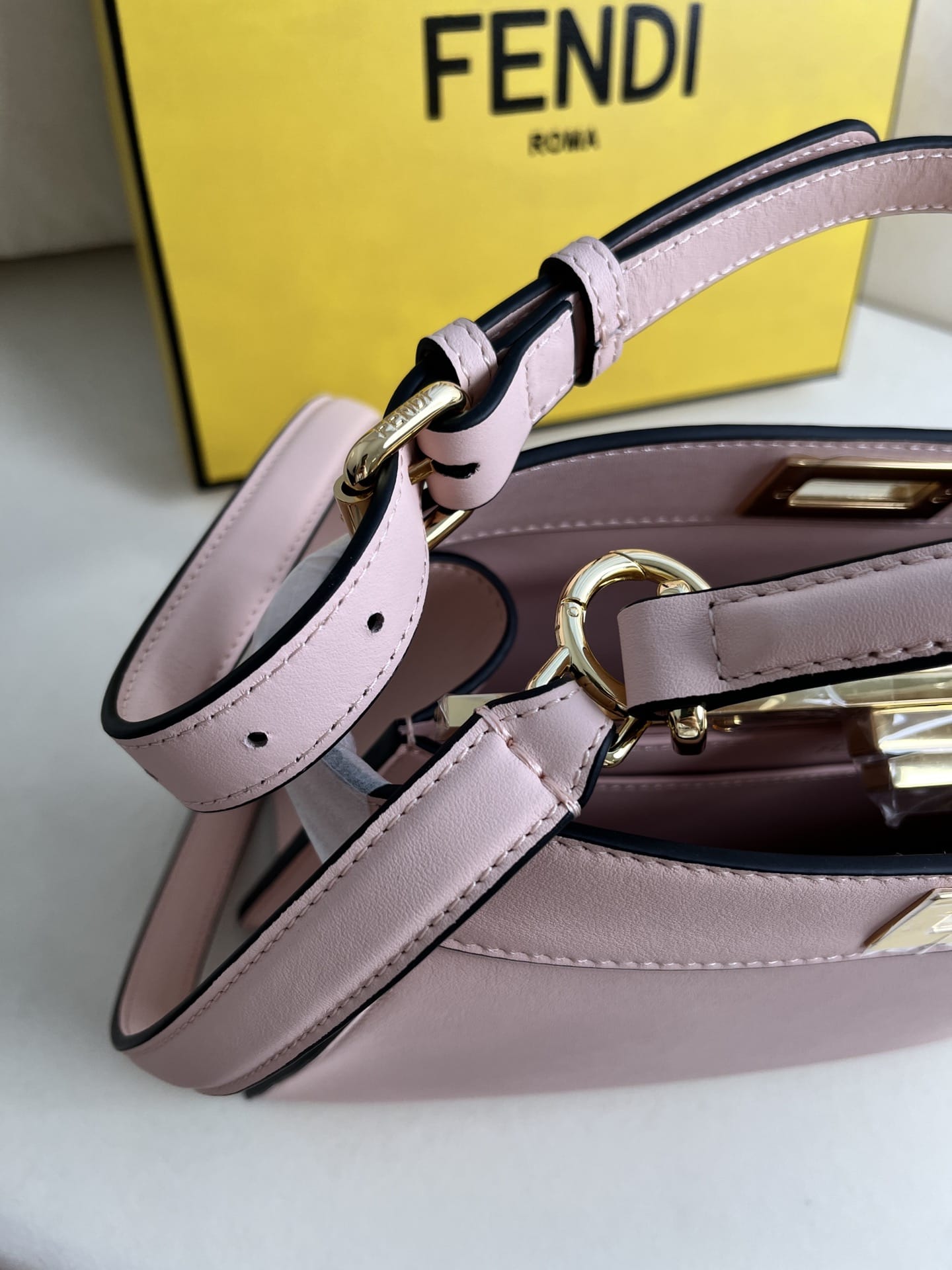 FENDI TIMELESS Peekaboo ISeeU Small Pink Calfskin Bag