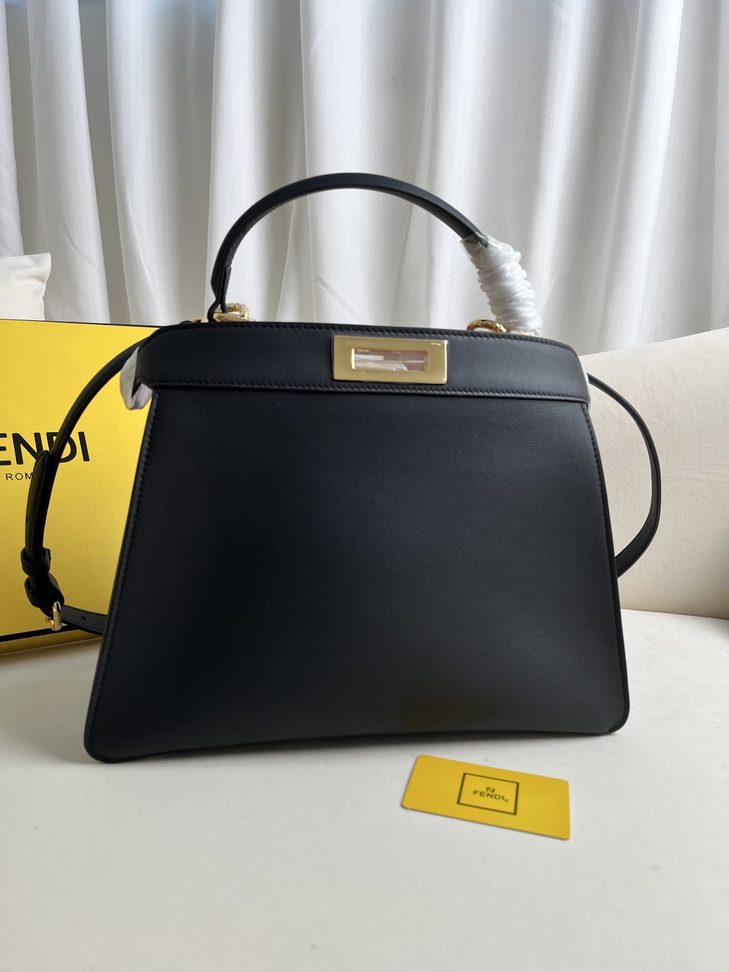 FENDI TIMELESS Peekaboo ISeeU Medium Black Calfskin Bag