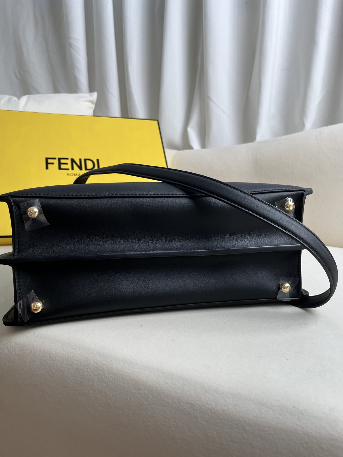 FENDI TIMELESS Peekaboo ISeeU Medium Black Calfskin Bag