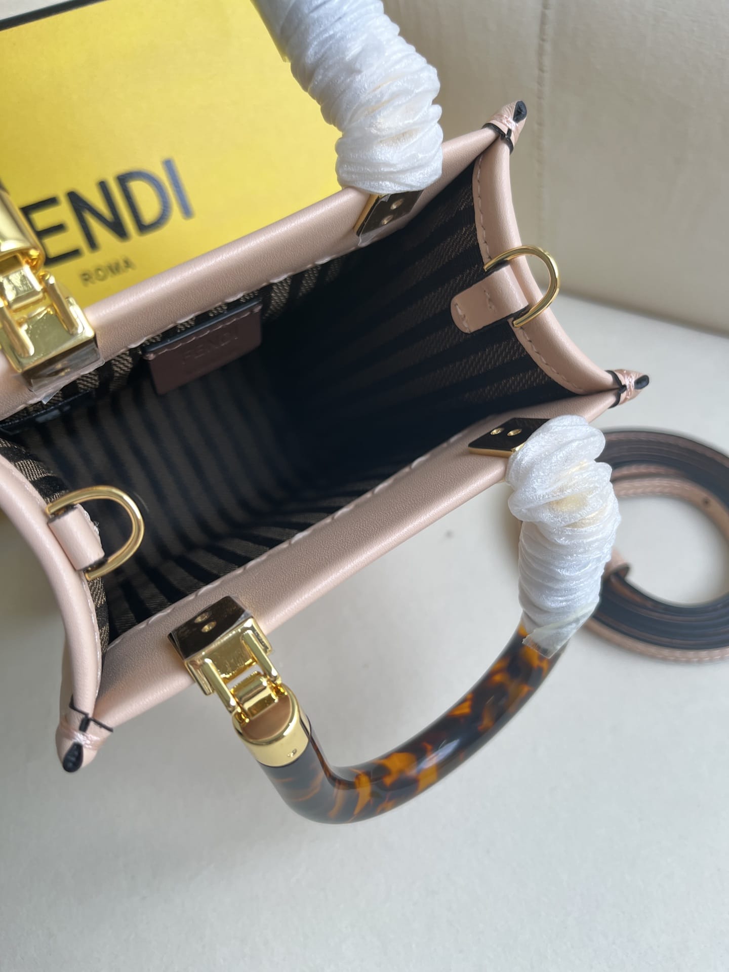 FENDI Mini Sunshine Shopper Pink Leather Bag