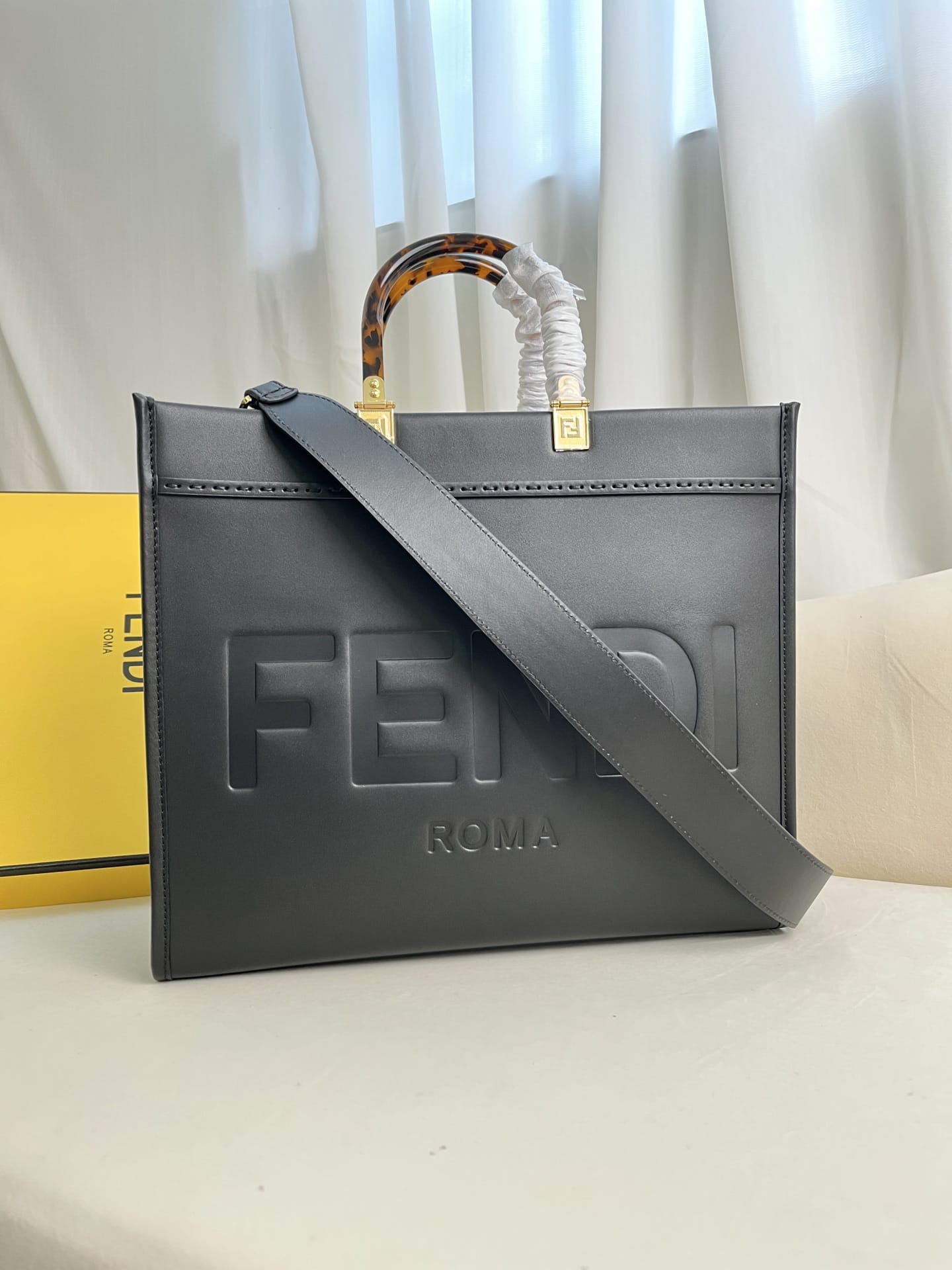 FENDI TIMELESS Sunshine Medium Black Calfskin Bag