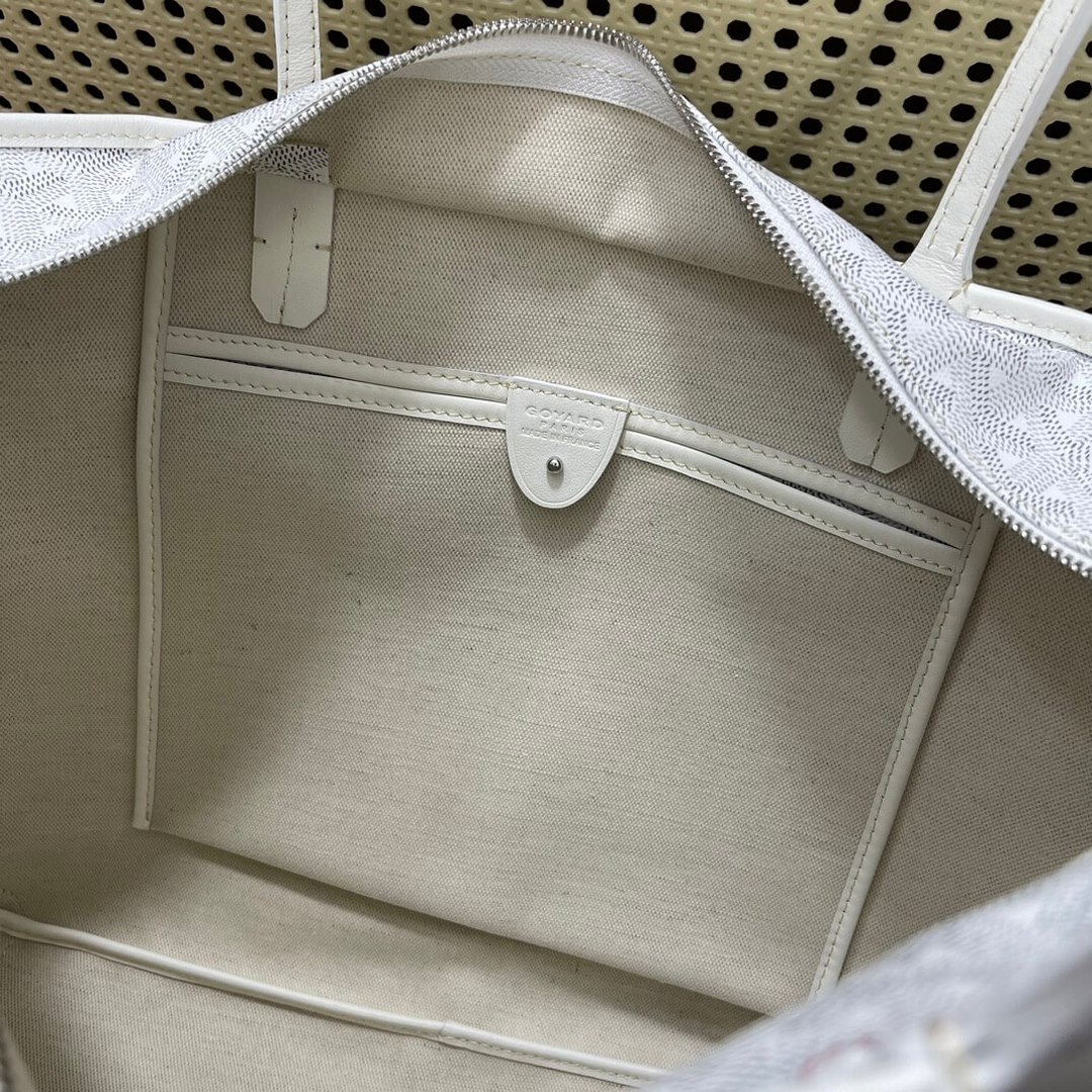 GOYARD Artois MM Tote Bag - White