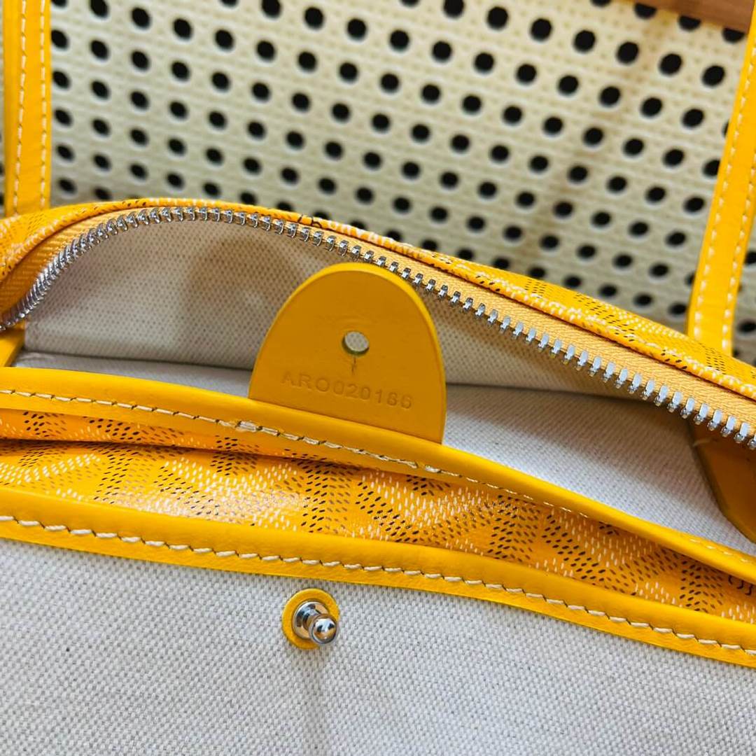 GOYARD Artois MM Tote Bag - Yellow