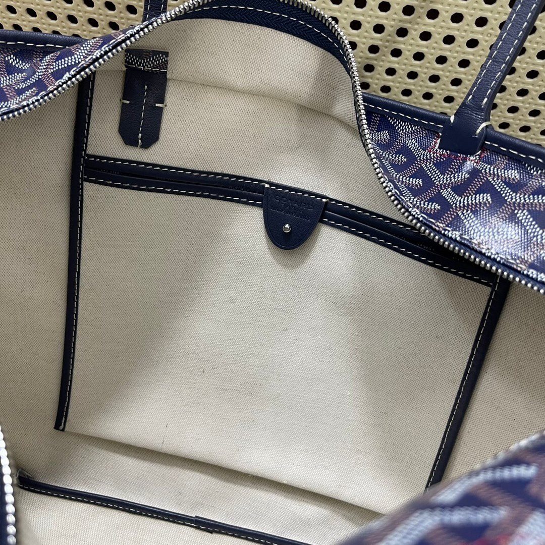 GOYARD Artois MM Tote Bag - Navy Blue