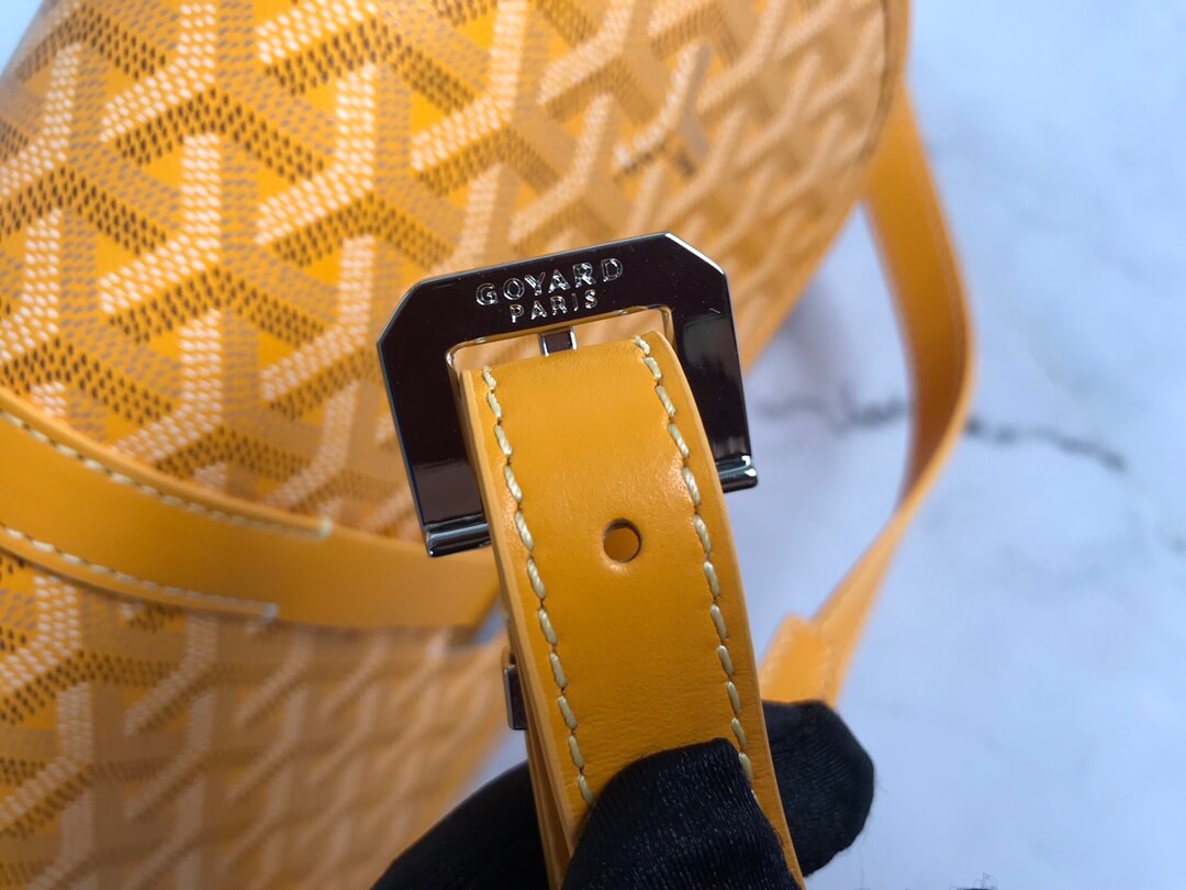 GOYARD Belvedere MM Messenger Bag - Yellow