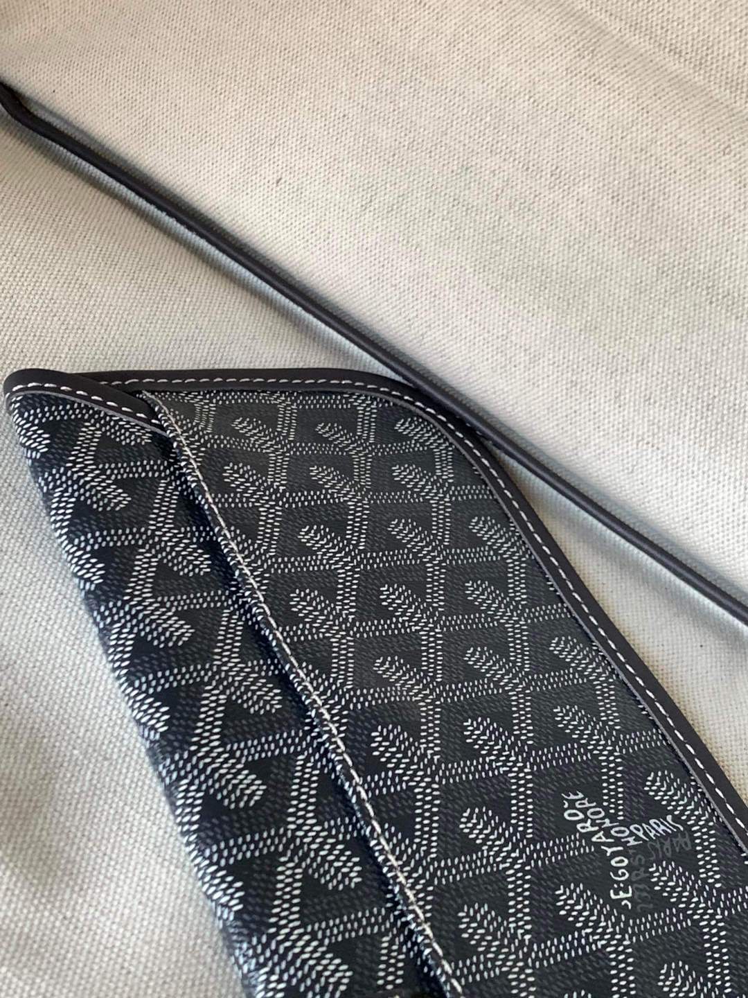 GOYARD Saint Louis GM Tote Bag - Grey