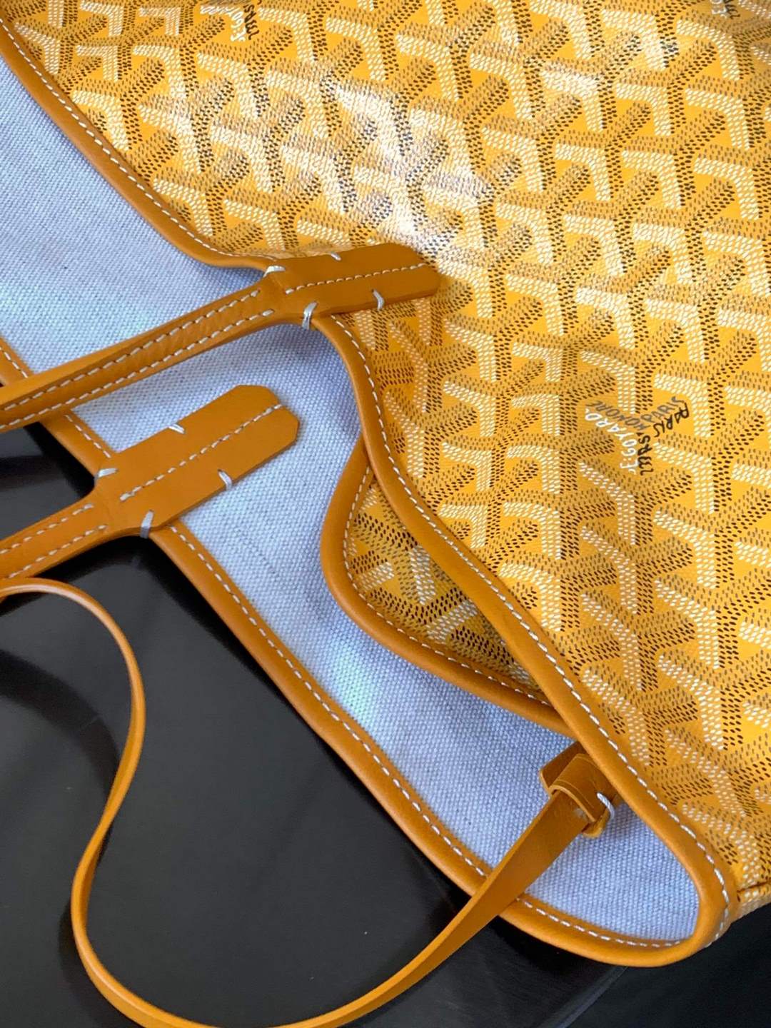 GOYARD Saint Louis GM Tote Bag - Yellow