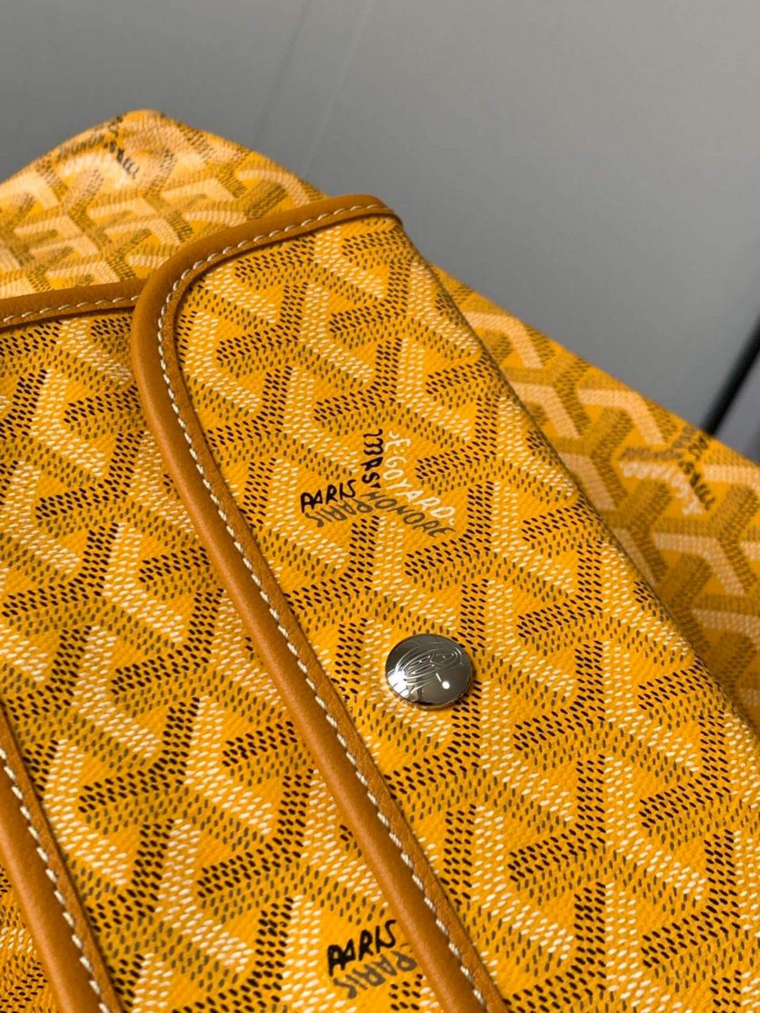 GOYARD Saint Louis PM Tote Bag - Yellow