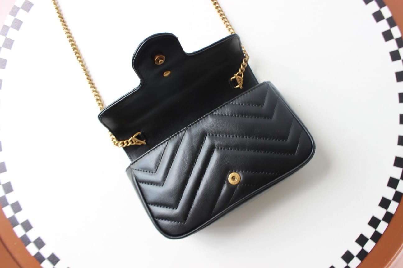 GUCCI GG Marmont Super Mini Shoulder Bag - Black Leather