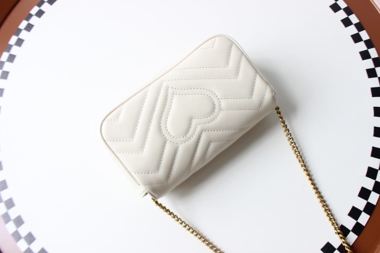 GUCCI GG Marmont Super Mini Shoulder Bag - White Leather