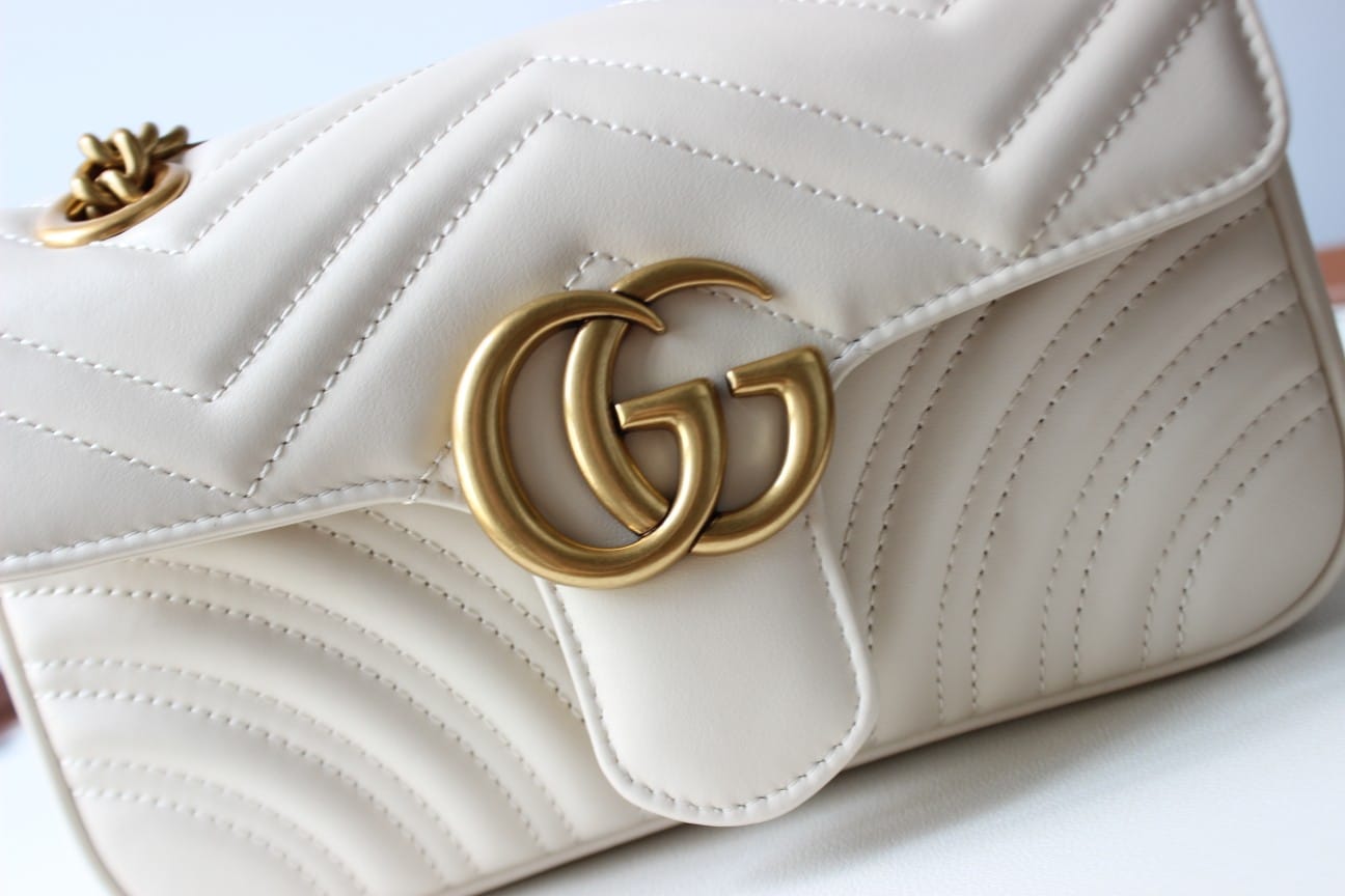 GUCCI GG Marmont Mini Shoulder Bag - White Leather