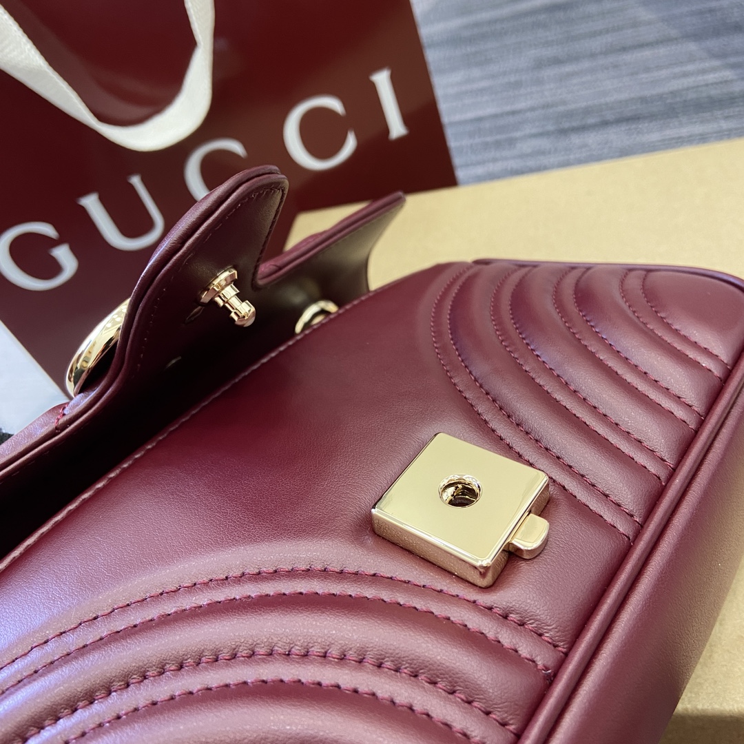 GUCCI GG Marmont Mini Shoulder Bag - Red Leather