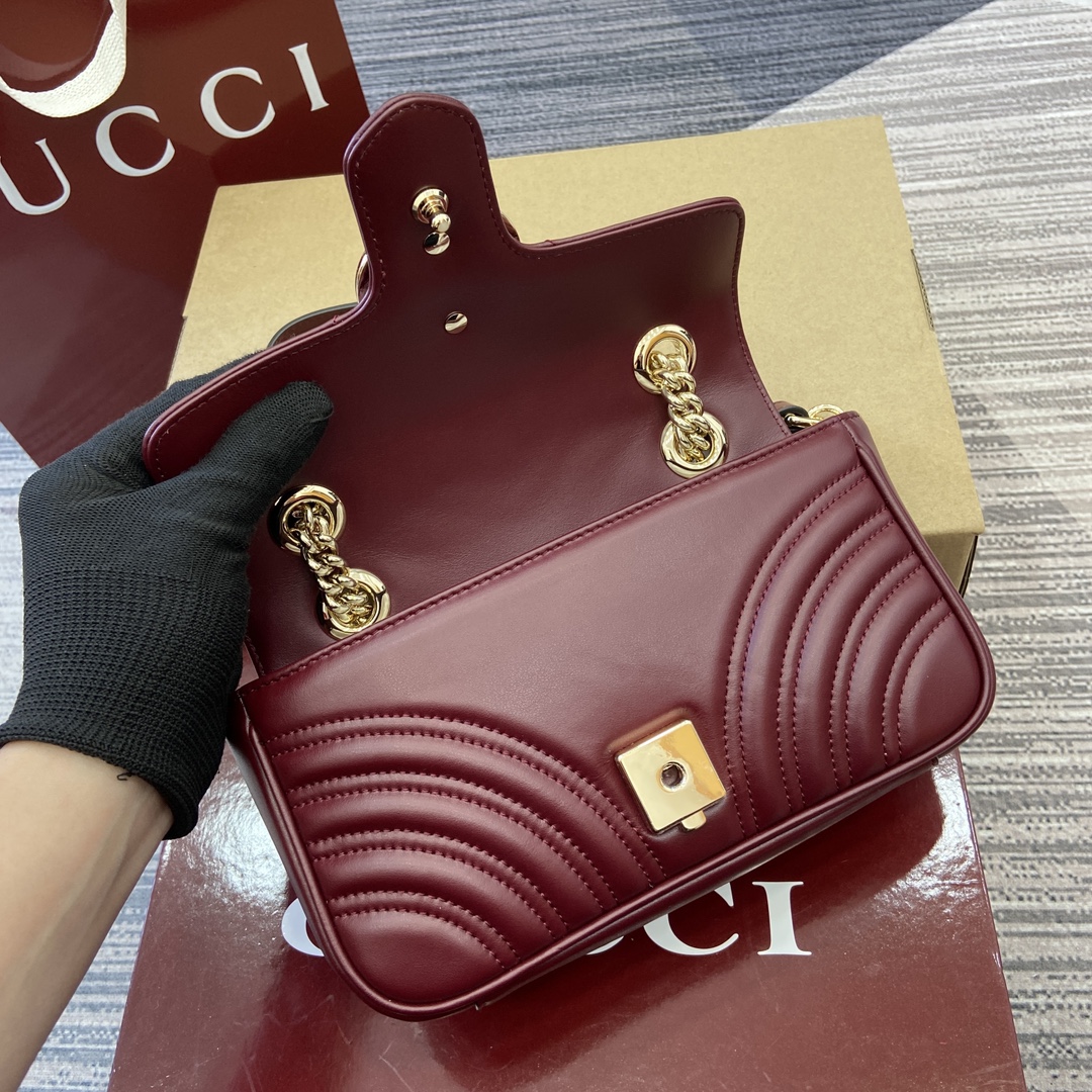 GUCCI GG Marmont Mini Shoulder Bag - Red Leather