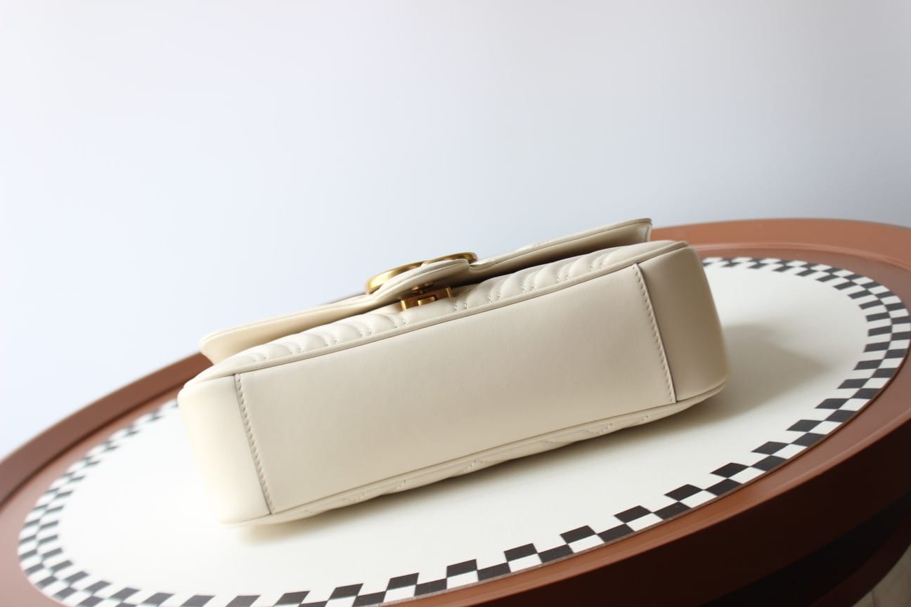 GUCCI GG Marmont Small Shoulder Bag - White Leather