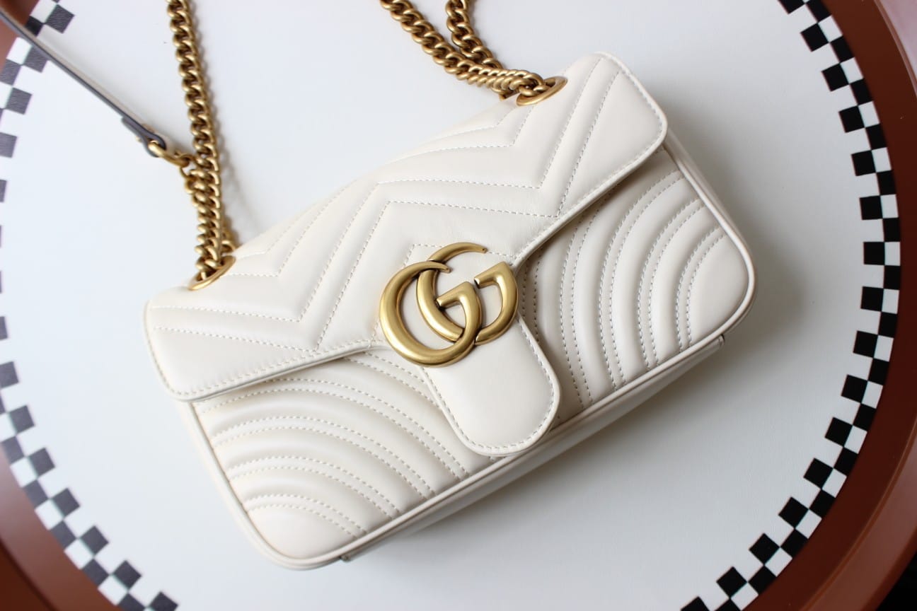 GUCCI GG Marmont Small Shoulder Bag - White Leather