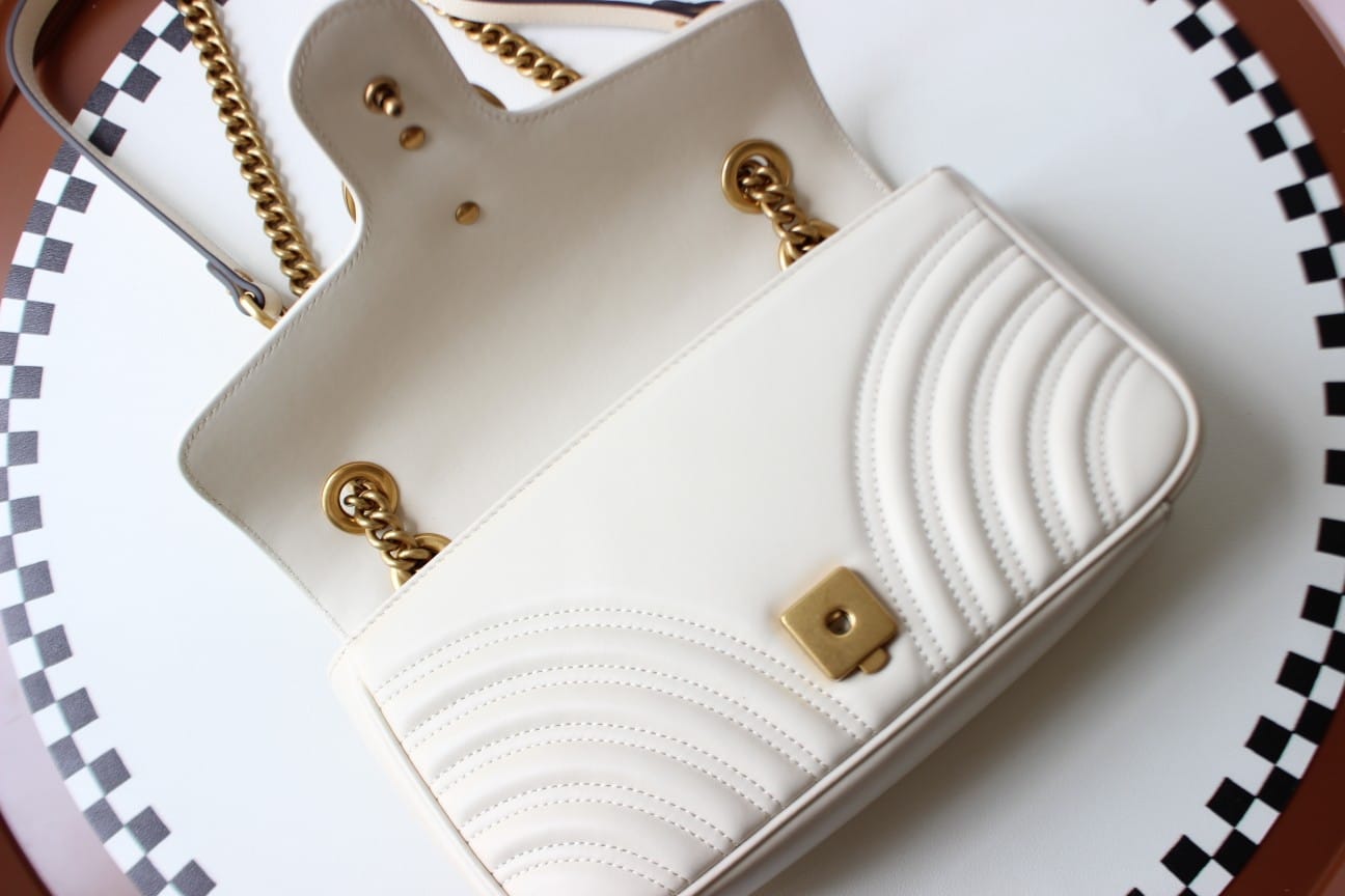 GUCCI GG Marmont Small Shoulder Bag - White Leather