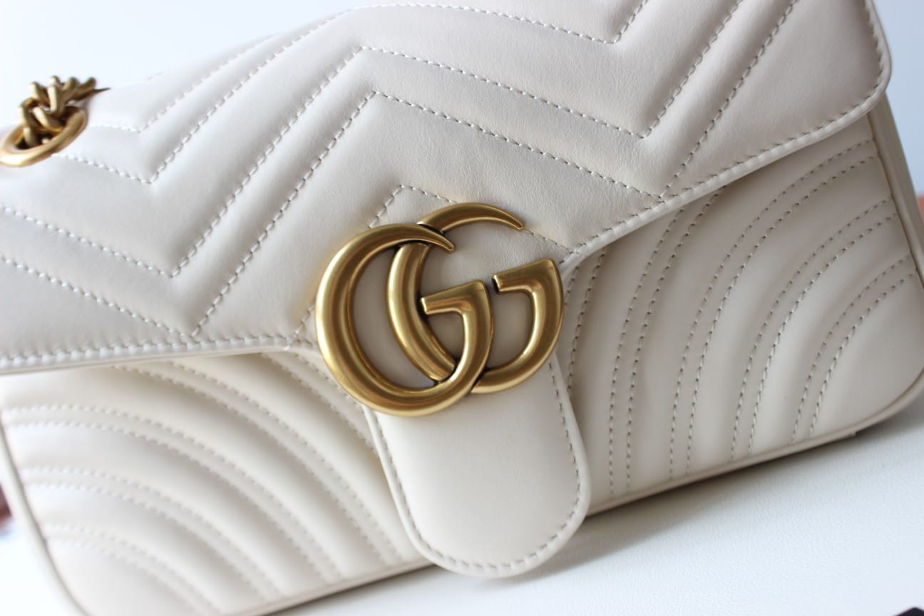 GUCCI GG Marmont Small Shoulder Bag - White Leather