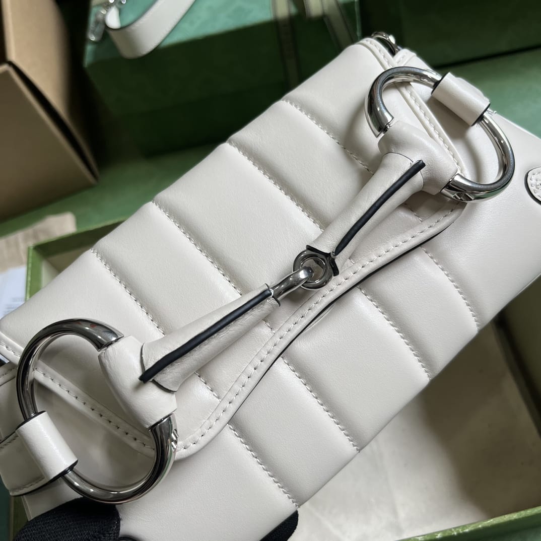 GUCCI Horsebit Chain Small Shoulder Bag - White Leather