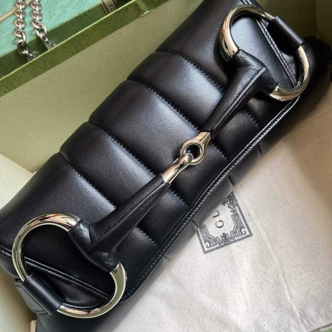 GUCCI Horsebit Chain Medium Shoulder Bag - Black Leather