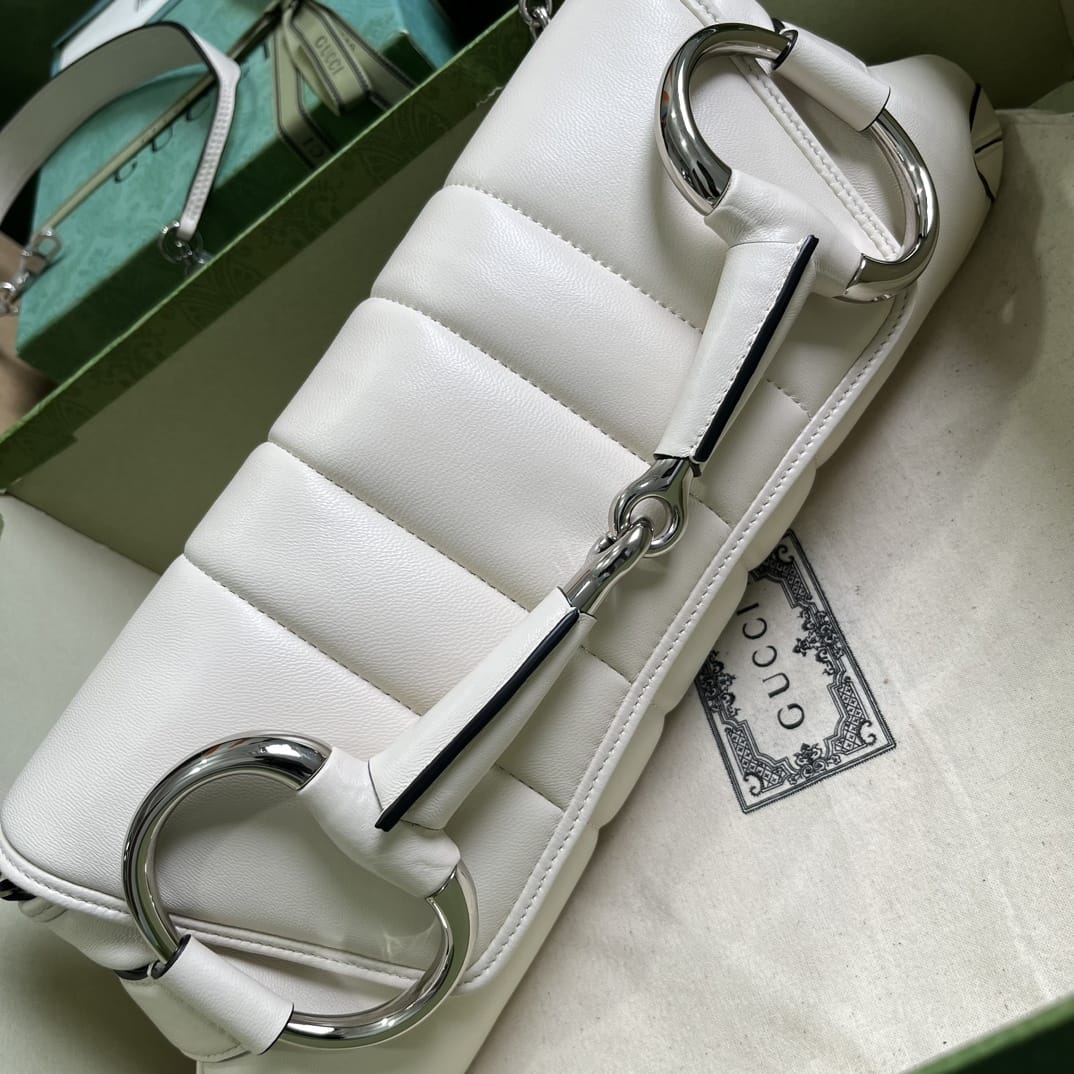 GUCCI Horsebit Chain Medium Shoulder Bag - White Leather