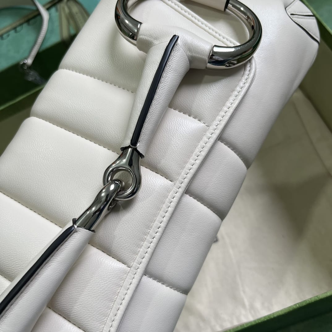 GUCCI Horsebit Chain Medium Shoulder Bag - White Leather