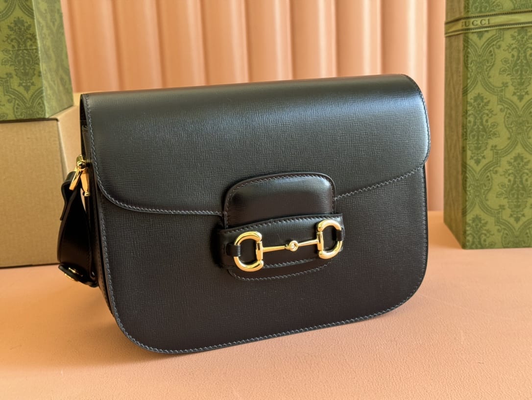 GUCCI Horsebit 1955 Small Shoulder Bag - Black Leather