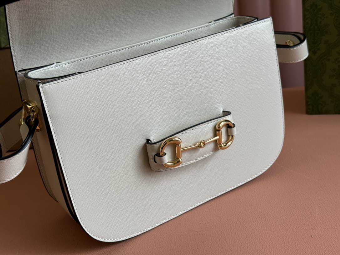 GUCCI Horsebit 1955 Small Shoulder Bag - White Leather