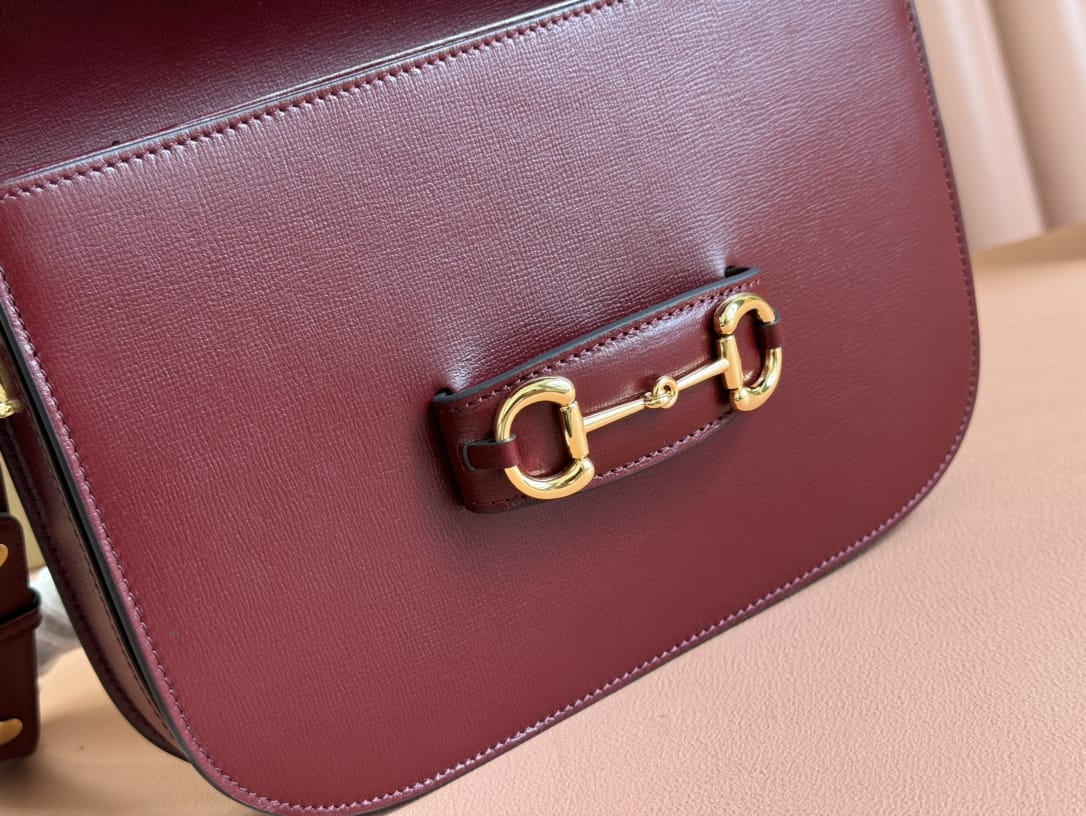 GUCCI Horsebit 1955 Small Shoulder Bag - Red Leather