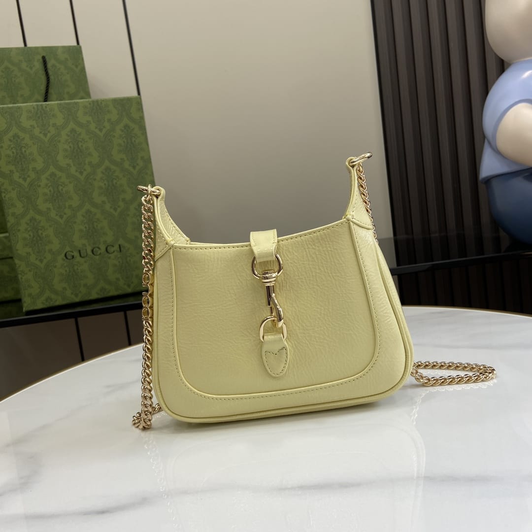 GUCCI Jackie Notte Mini Shoulder Bag in Patent Leather - Light Yellow