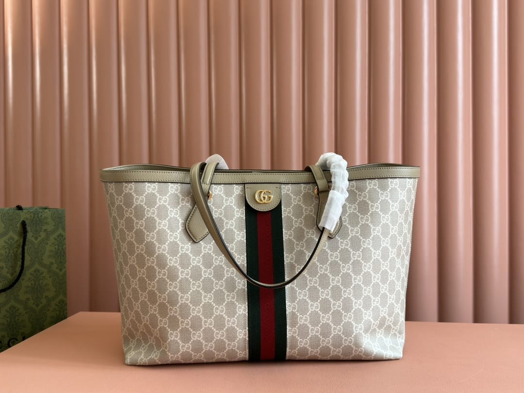 GUCCI Ophidia Medium Tote Bag - Beige and White GG Supreme