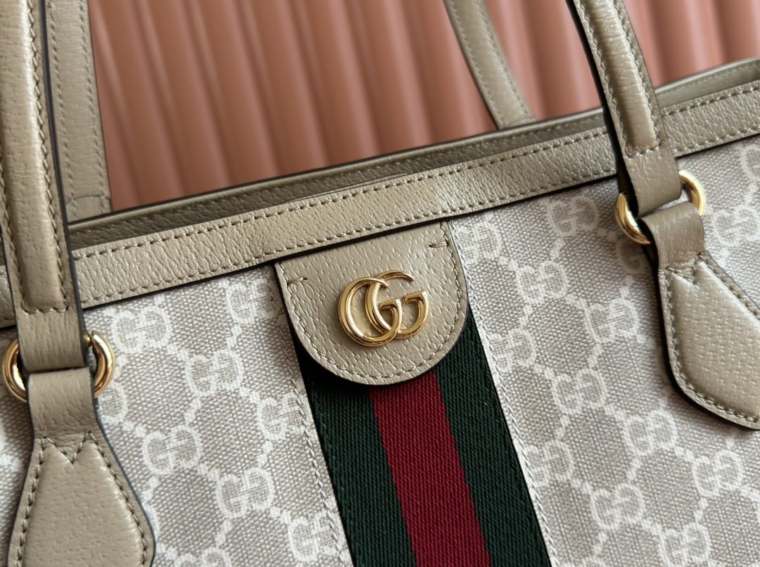 GUCCI Ophidia Medium Tote Bag - Beige and White GG Supreme