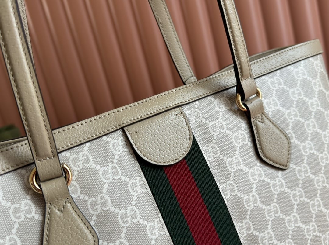 GUCCI Ophidia Medium Tote Bag - Beige and White GG Supreme