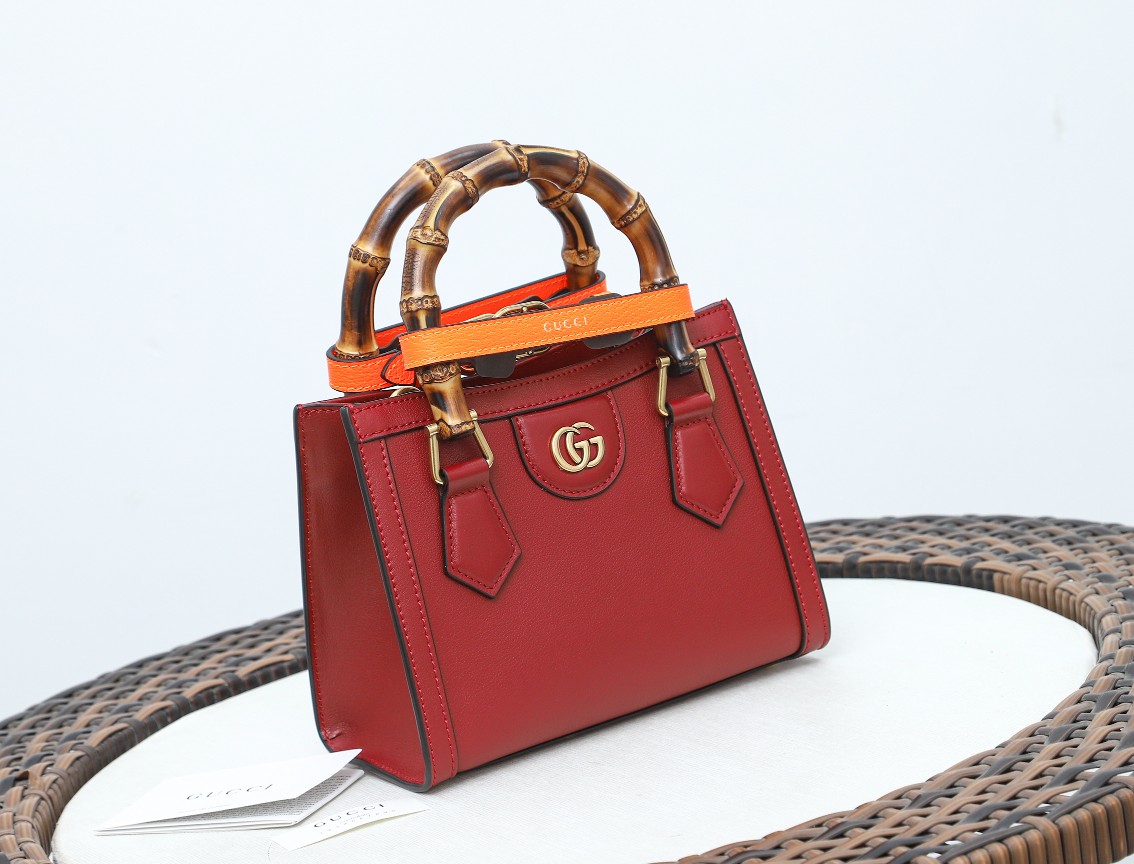 GUCCI Diana Mini Tote Bag - Red Leather