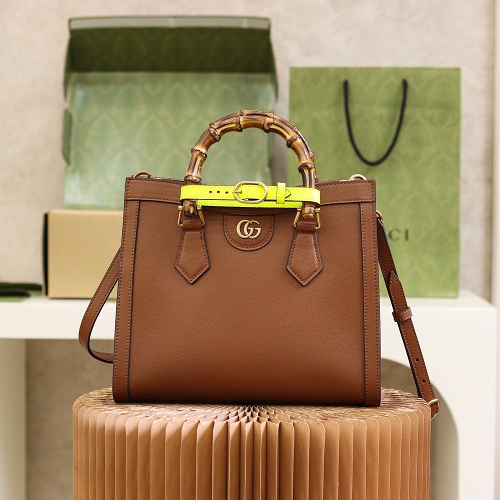 GUCCI Diana Small Tote Bag - Brown Leather