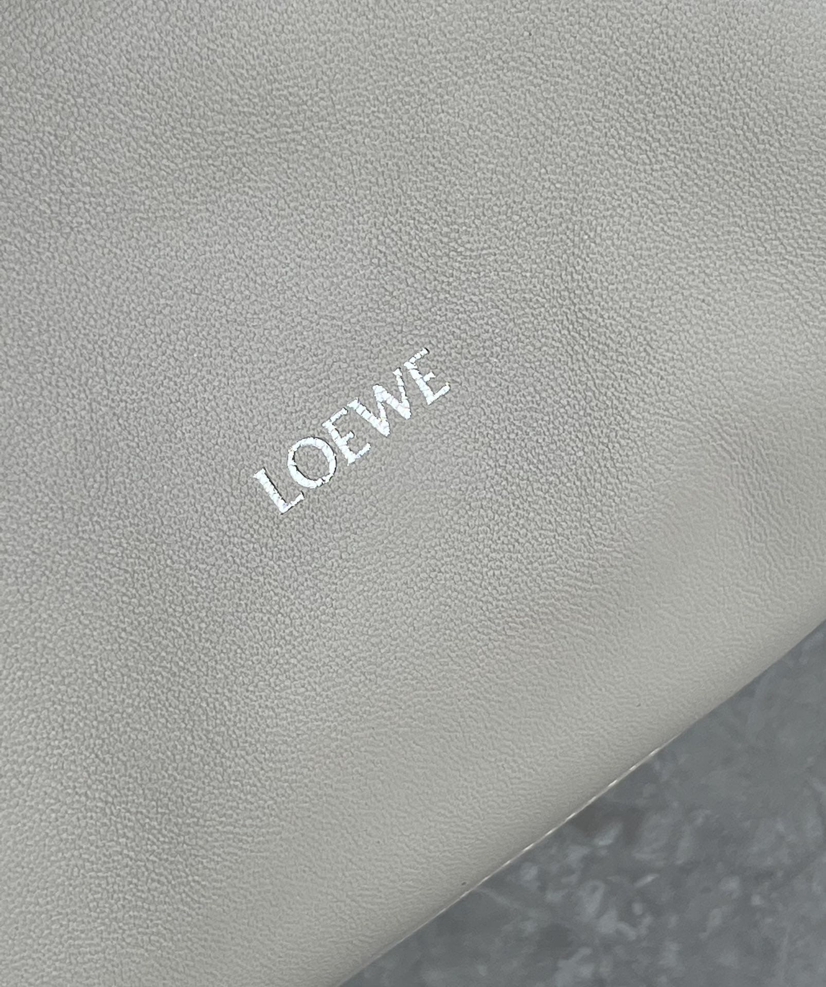 LOEWE Medium Flamenco Purse Bag In Mellow Nappa Lambskin - Sea Salt