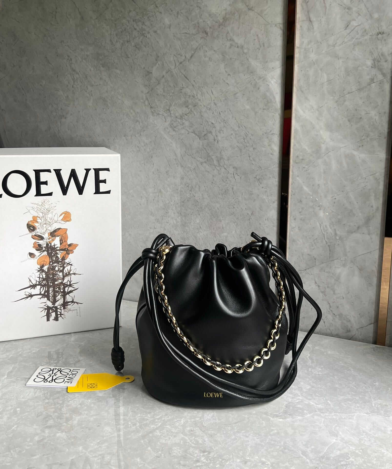 LOEWE Flamenco Purse Bucket In Mellow Nappa Lambskin - Black