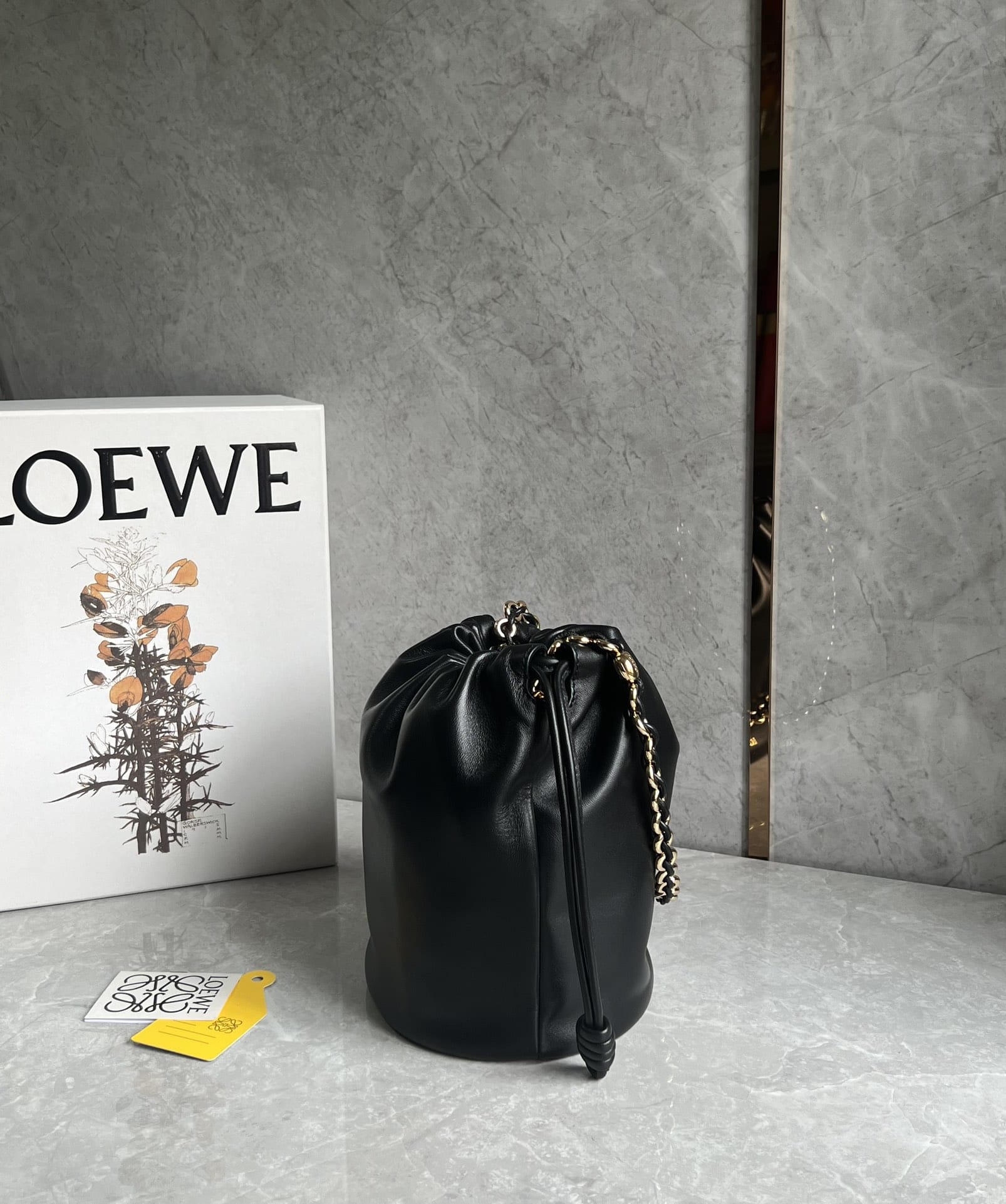 LOEWE Flamenco Purse Bucket In Mellow Nappa Lambskin - Black