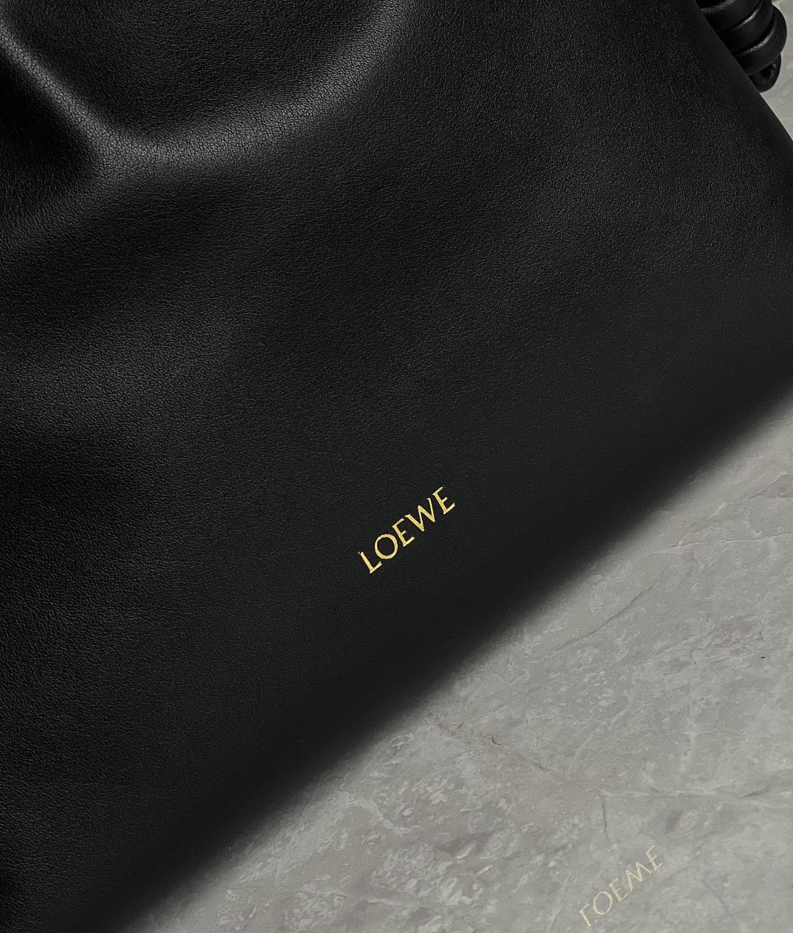 LOEWE Medium Flamenco Clutch Bag In Nappa Calfskin - Black