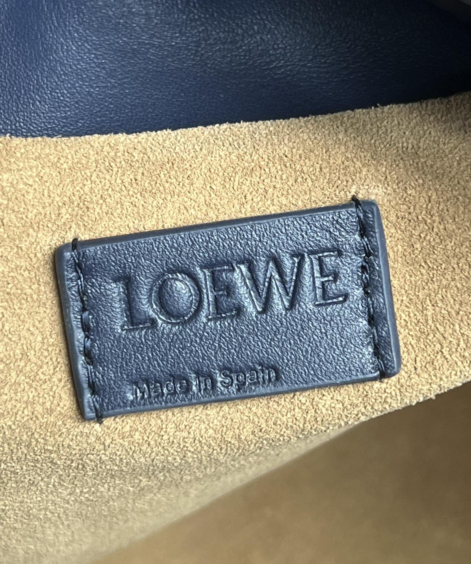 LOEWE Medium Flamenco Clutch Bag In Nappa Calfskin - Abyss Blue