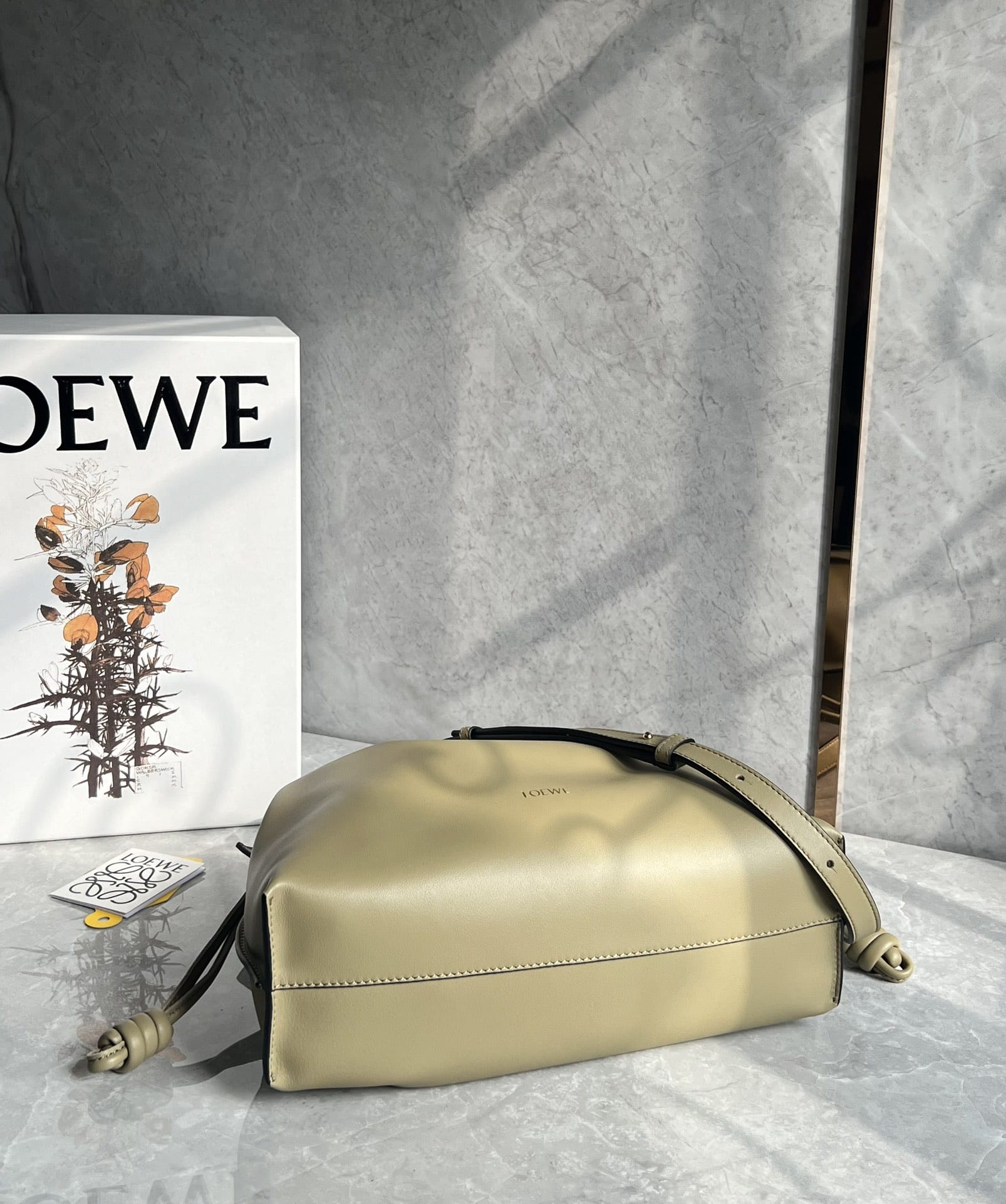 LOEWE Medium Flamenco Clutch Bag In Nappa Calfskin - Clay Green