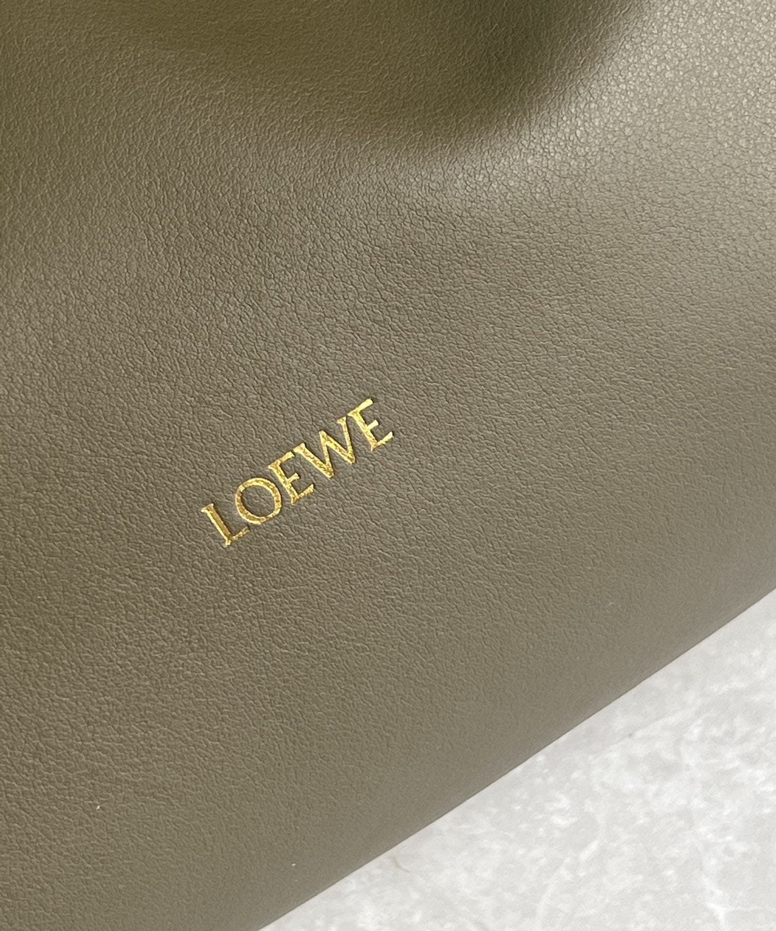 LOEWE Medium Flamenco Clutch Bag In Nappa Calfskin - Dark Khaki Green