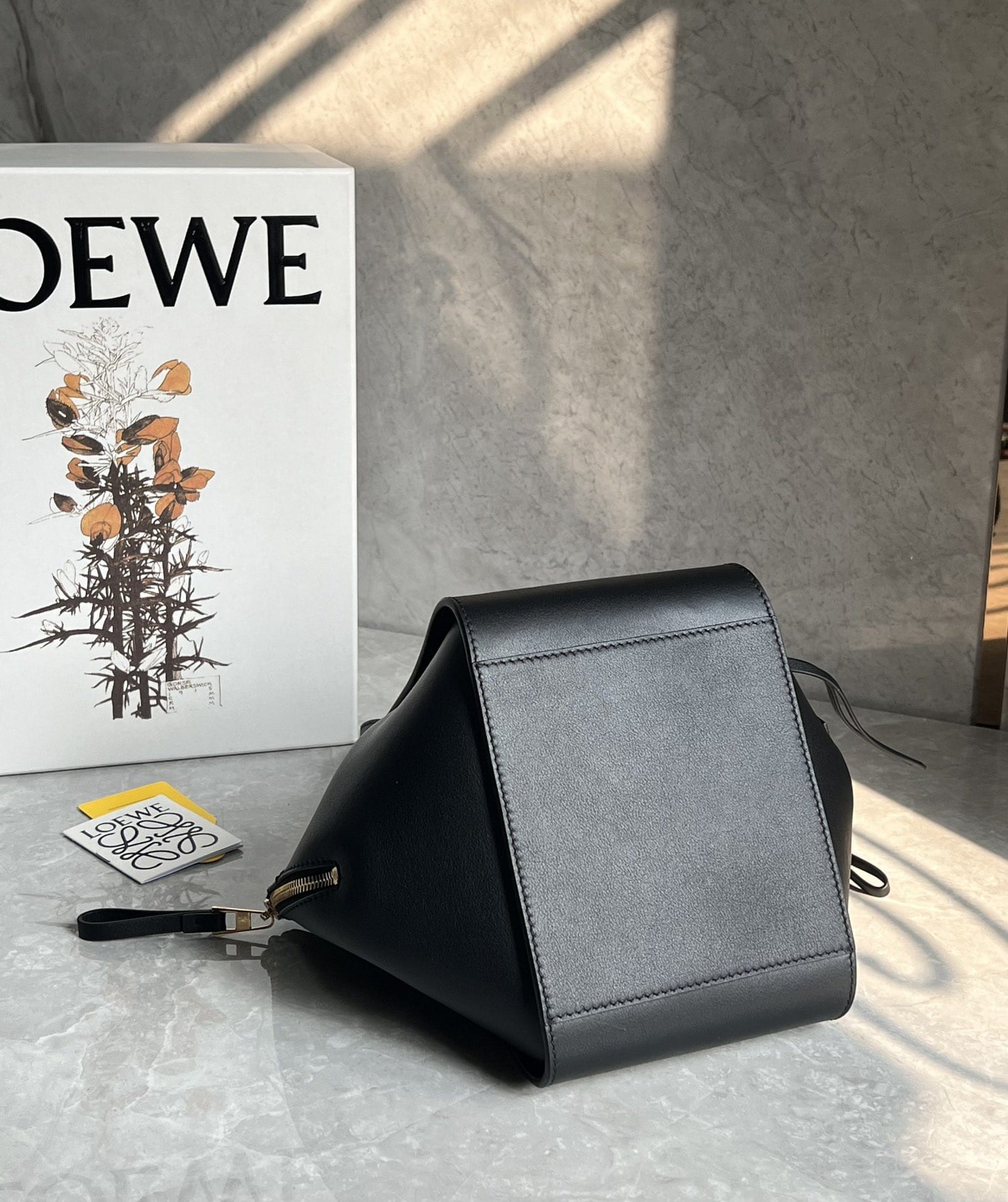 LOEWE Compact Hammock Bag In Classic Calfskin - Black