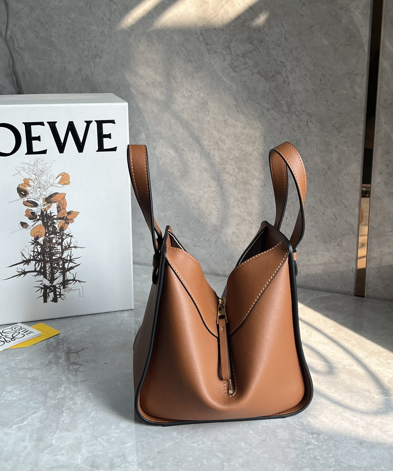 LOEWE Compact Hammock Bag In Classic Calfskin - Tan