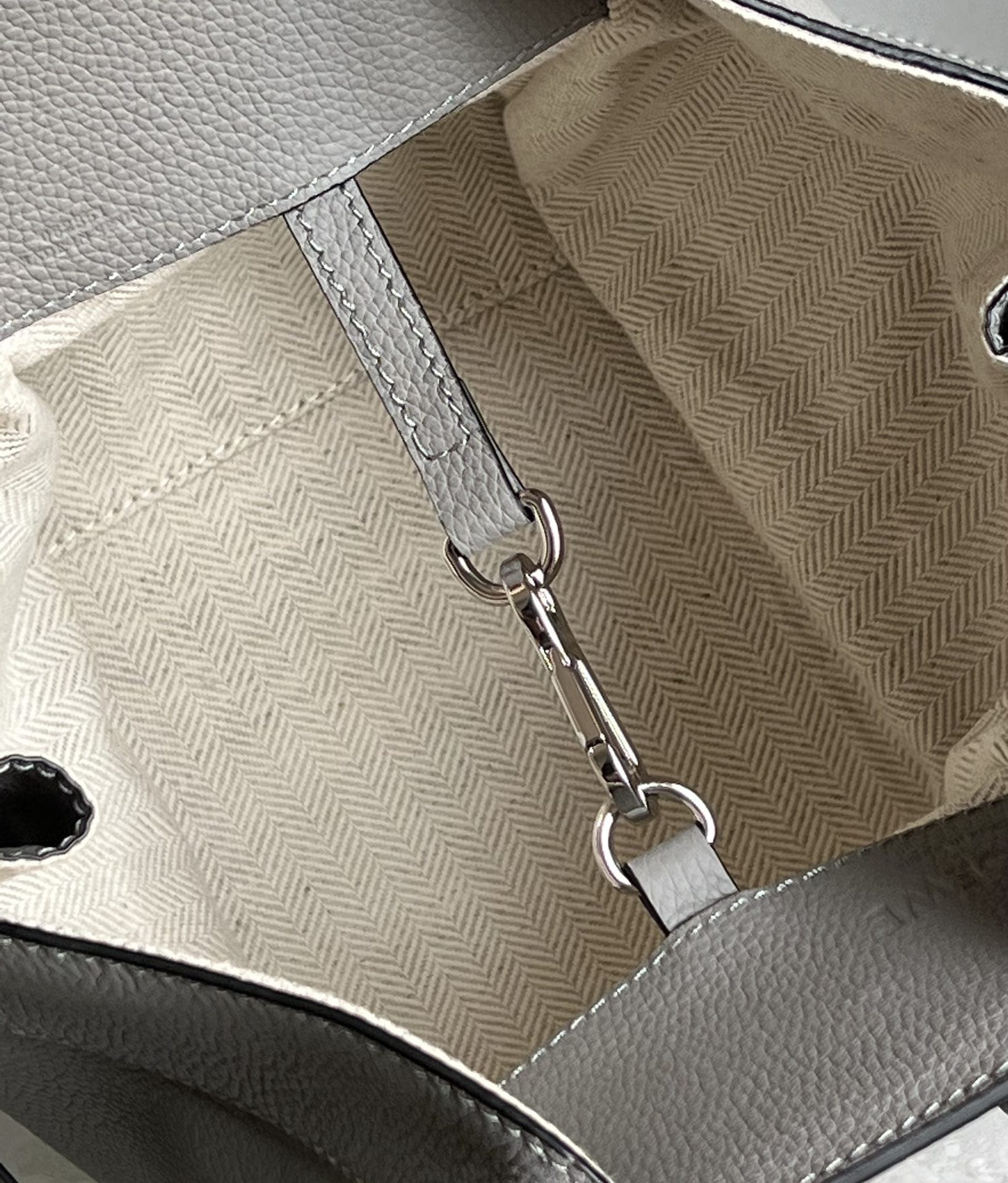 LOEWE Compact Hammock Bag In Soft Grained Calfskin - Pearl Grey