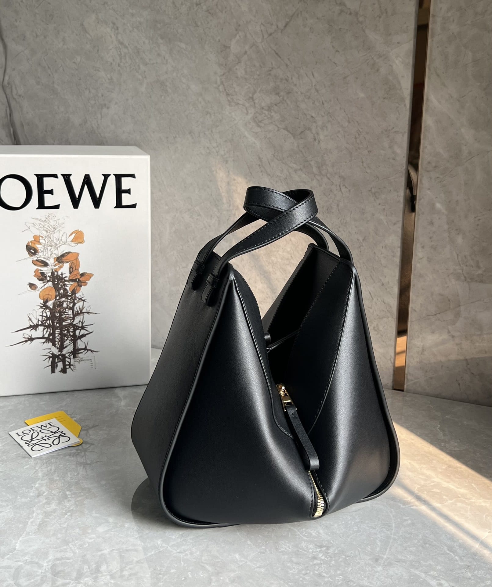 LOEWE Small Hammock Bag In Classic Calfskin - Black