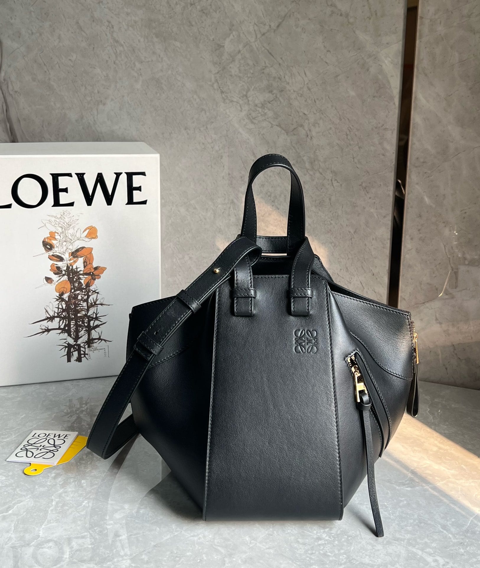 LOEWE Small Hammock Bag In Classic Calfskin - Black