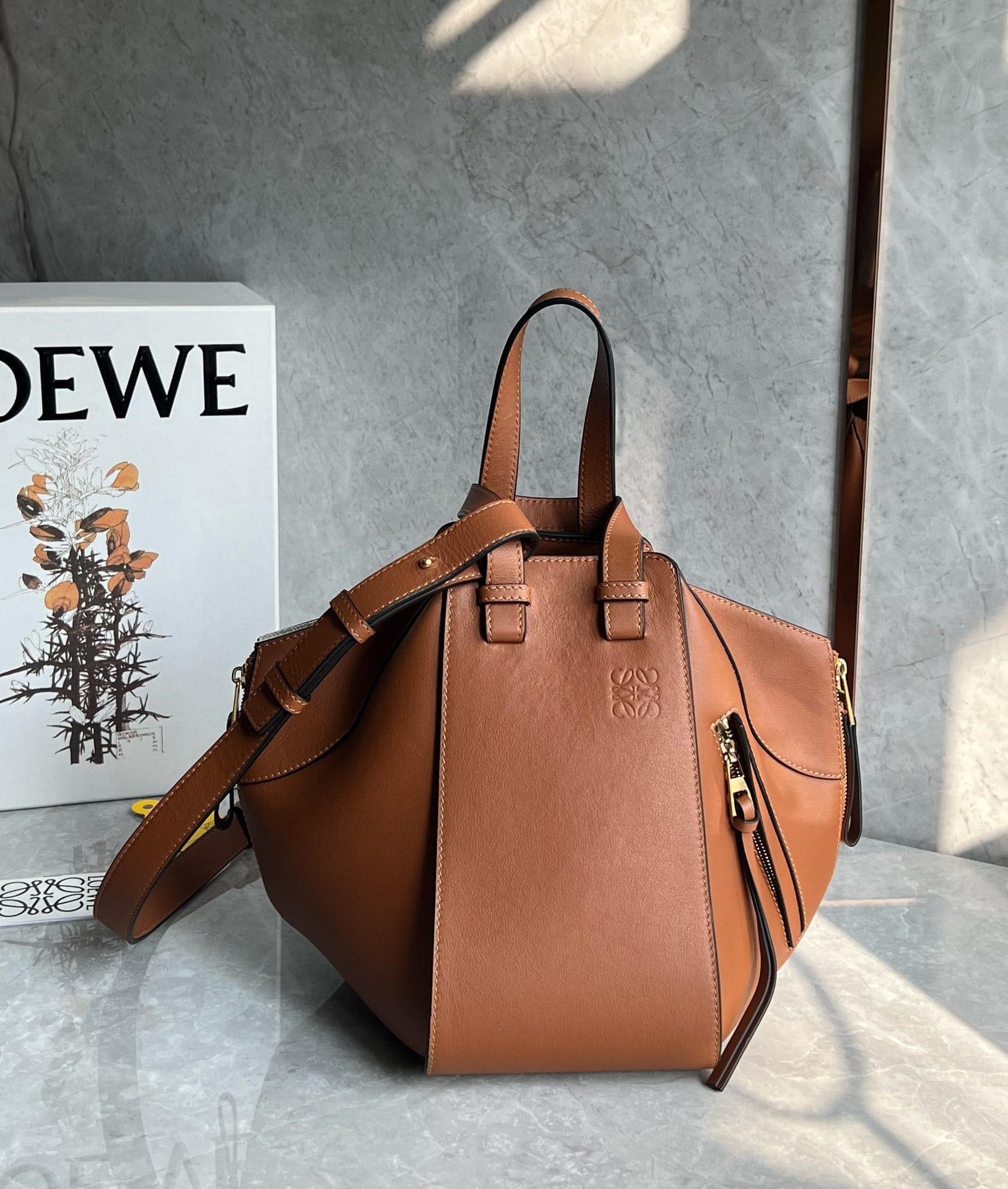 LOEWE Small Hammock Bag In Classic Calfskin - Tan