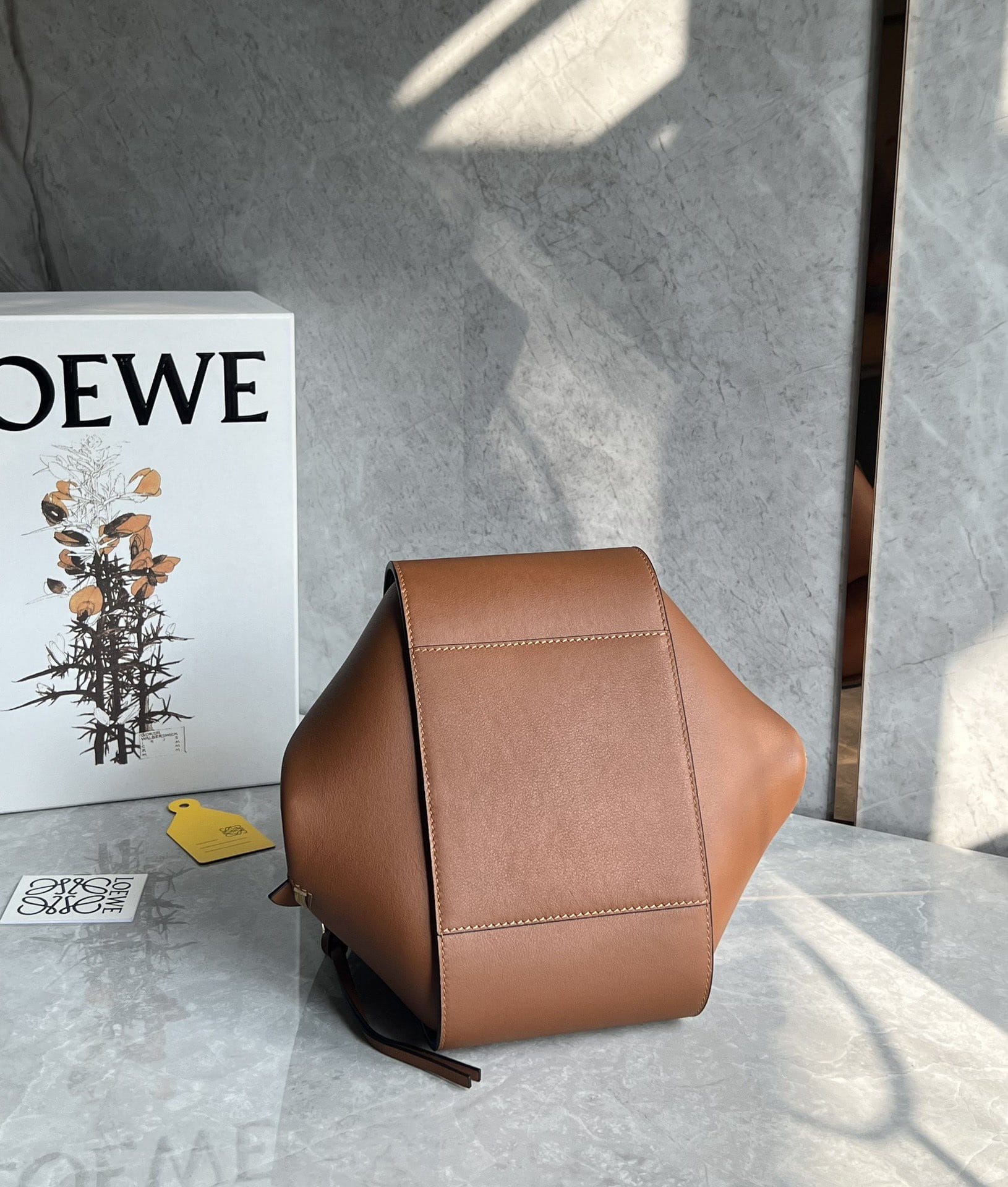 LOEWE Small Hammock Bag In Classic Calfskin - Tan