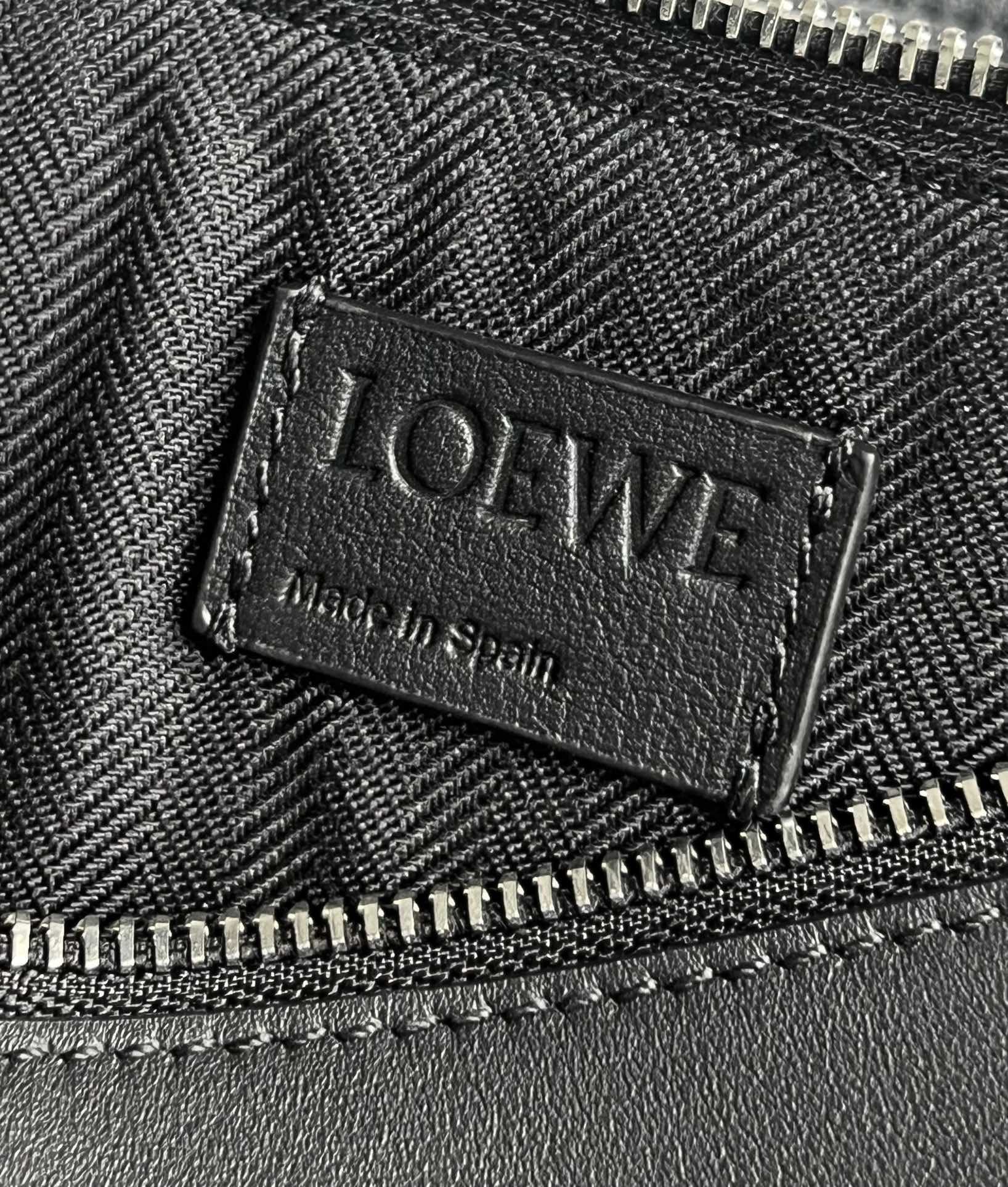 LOEWE Mini Hammock Hobo Bag In Classic Calfskin - Black