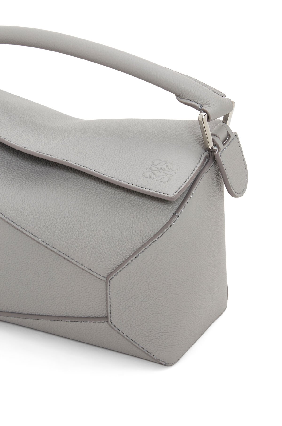 LOEWE Small Puzzle Bag In  Calfskin - Pearl Grey